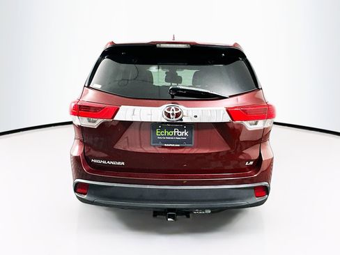 Used 2017 Toyota Highlander Plus image 7