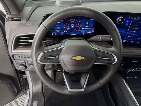 Used 2025 Chevrolet Tahoe LT image 12