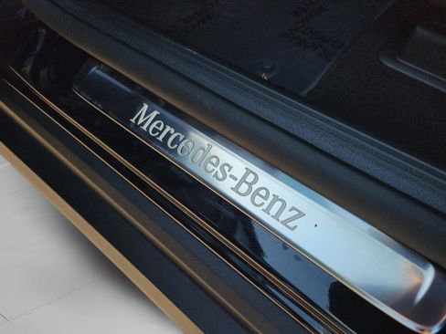 Certified 2025 Mercedes-Benz GLC 300 4MATIC image 22