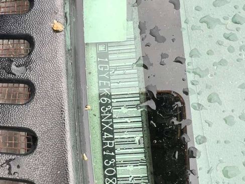 Used 2004 Cadillac Escalade AWD image 28