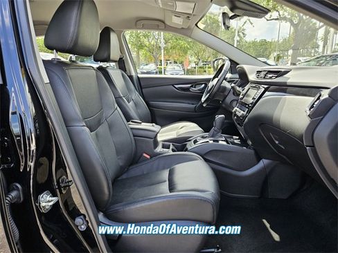 Used 2022 Nissan Rogue Sport SL image 12