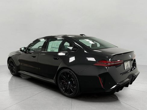 New 2026 BMW M5 w/ Carbon Package image 7