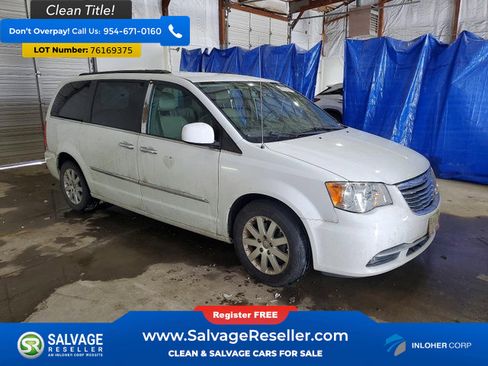 Used 2016 Chrysler Town & Country Touring w/ Driver Convenience Group image 5