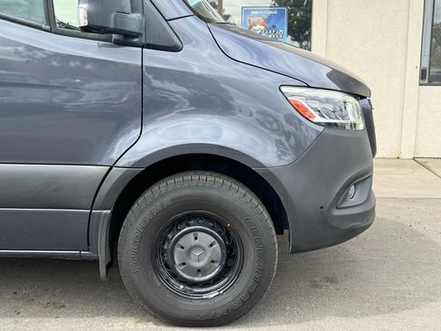 Used 2020 Mercedes-Benz Sprinter 2500 image 2