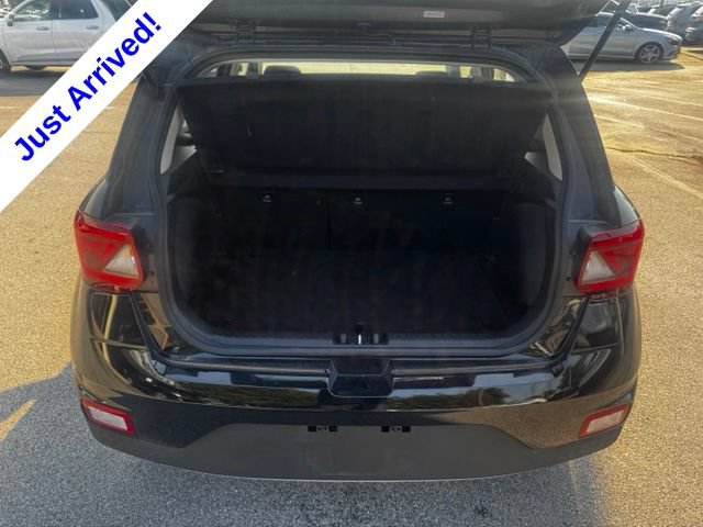 Used 2025 Hyundai Venue SEL FWD image 5