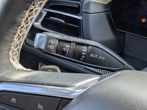 Used 2026 Chevrolet Traverse High Country w/ LPO, Floor Liner Package FWD image 26