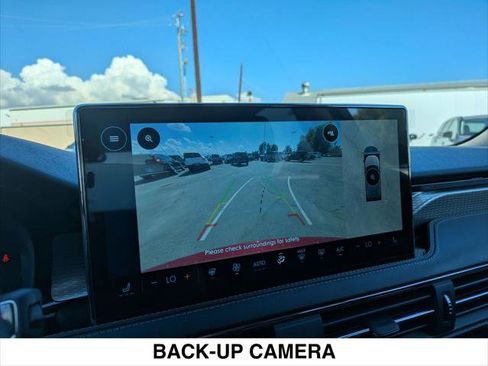 New 2025 Lincoln Corsair Reserve image 10