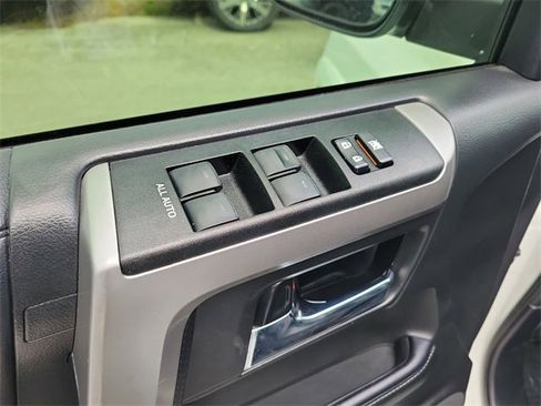 Used 2020 Toyota 4Runner SR5 image 14
