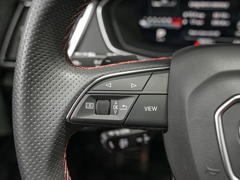 Used 2024 Audi SQ5 Premium Plus w/ Premium Plus Package image 19