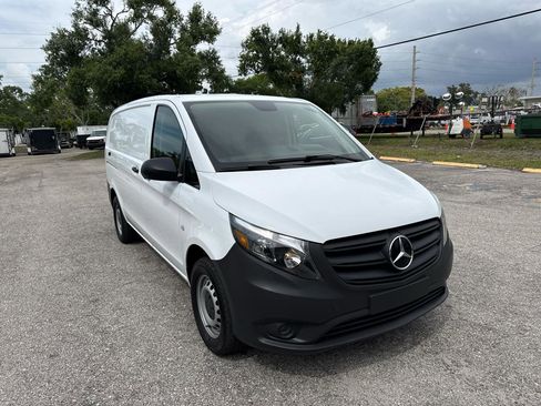 Used 2023 Mercedes-Benz Metris image 54