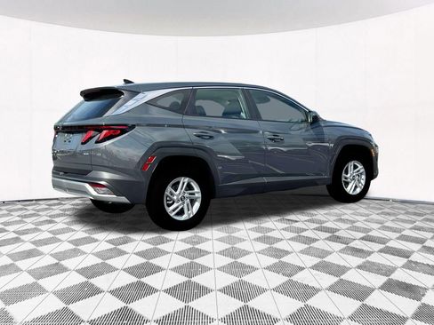 New 2025 Hyundai Tucson SE image 13
