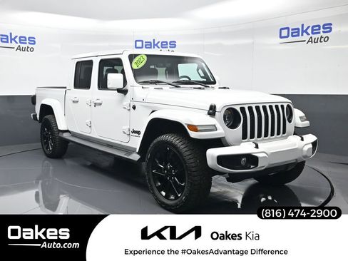Used 2023 Jeep Gladiator Overland image 1