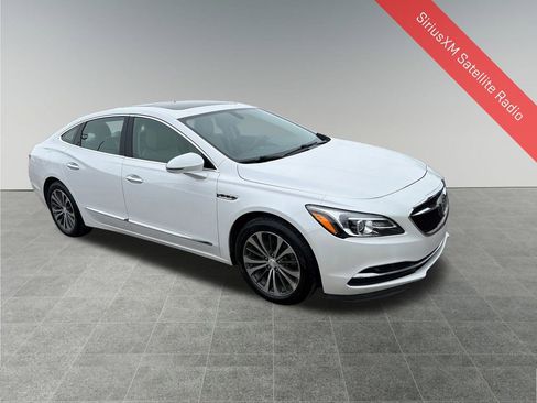 Used 2017 Buick LaCrosse Essence w/ Sun and Shade Package image 9