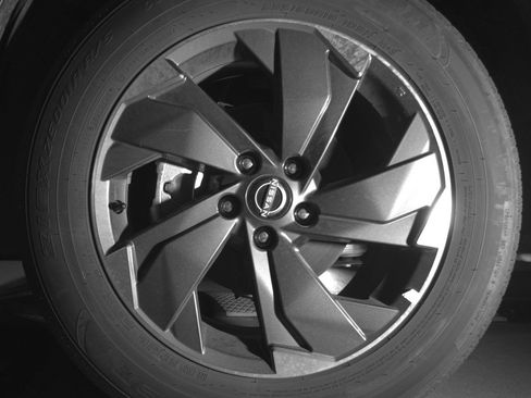 Used 2025 Nissan Rogue SV image 12