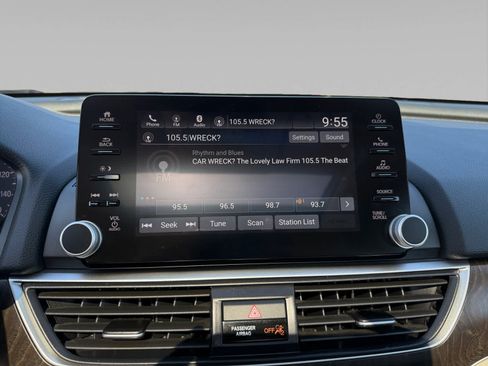 Used 2020 Honda Accord EX image 15