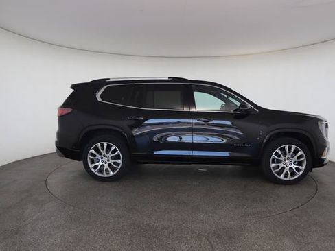 Used 2025 GMC Acadia Denali w/ Super Cruise Package FWD image 23