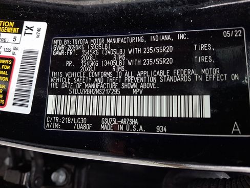 Used 2022 Toyota Highlander XSE image 30