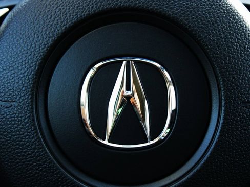 Used 2023 Acura MDX SH-AWD w/ Technology Package image 34