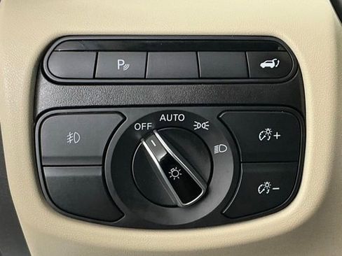 Used 2019 INFINITI QX50 Essential w/ Cargo Package FWD image 14