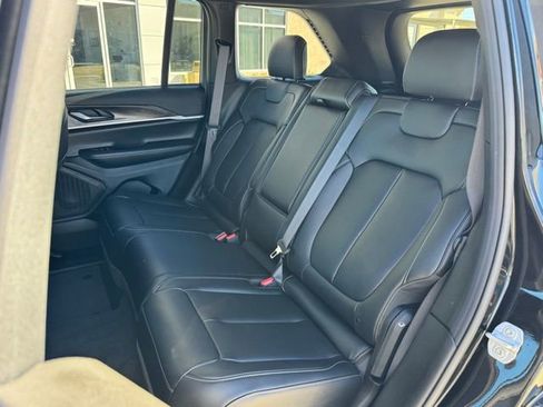 New 2025 Jeep Grand Cherokee Limited image 26