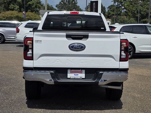 Used 2024 Ford Ranger Lariat w/ FX4 Off-Road Package AWD/4WD image 5