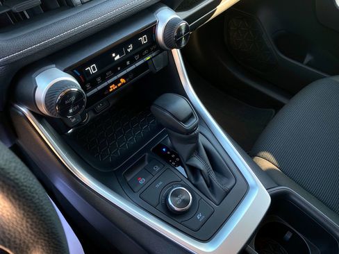 Used 2025 Toyota RAV4 LE image 17