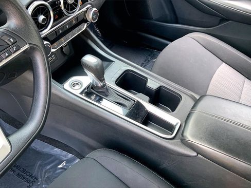 Certified 2023 Nissan Sentra SV image 17