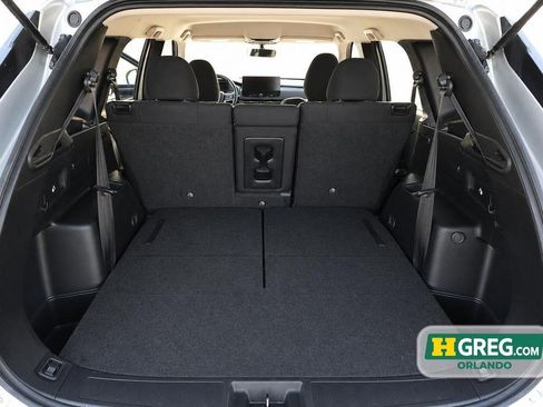 Used 2025 Mitsubishi Outlander ES FWD image 19