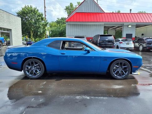Used 2023 Dodge Challenger R/T w/ Plus Package RWD image 6