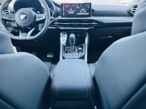 Used 2024 Dodge Hornet GT image 27