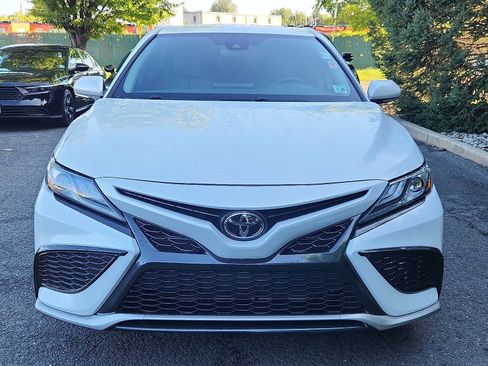 Used 2024 Toyota Camry XSE FWD image 2
