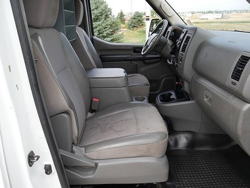 Used 2018 Nissan NV 2500 SV image 30