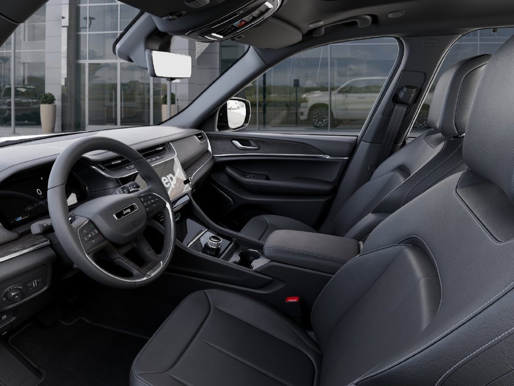 New 2026 Jeep Grand Cherokee Limited w/ Luxury Tech Group II RWD image 22