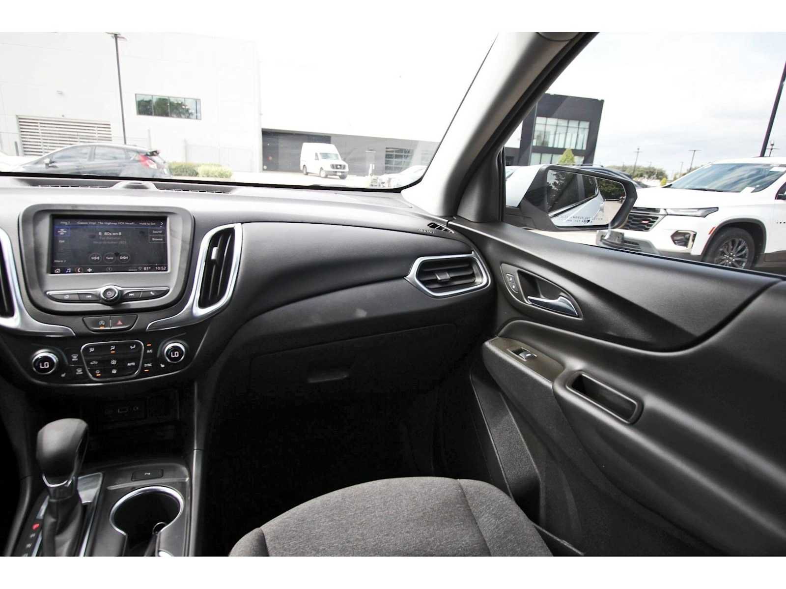 Used 2024 Chevrolet Equinox LT FWD image 8