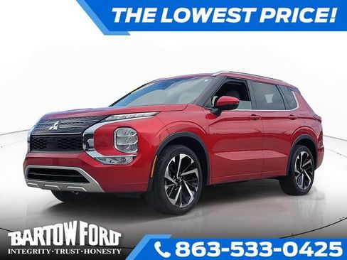 Used 2023 Mitsubishi Outlander SEL FWD image 1