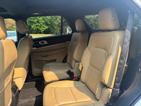 Used 2016 Ford Explorer Limited w/ Equipment Group 301A image 39