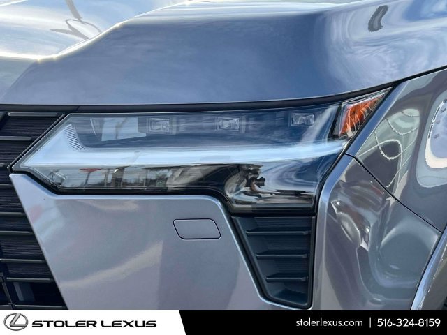 Used 2024 Lexus GX 550 w/ Cold Area Package AWD/4WD image 12