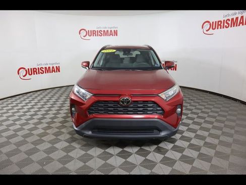 Used 2021 Toyota RAV4 XLE w/ Convenience Package image 17