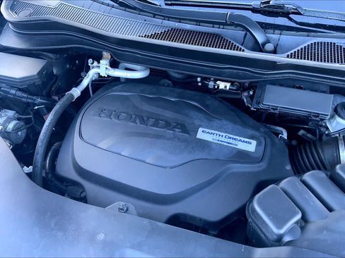 Used 2017 Honda Pilot Elite image 31