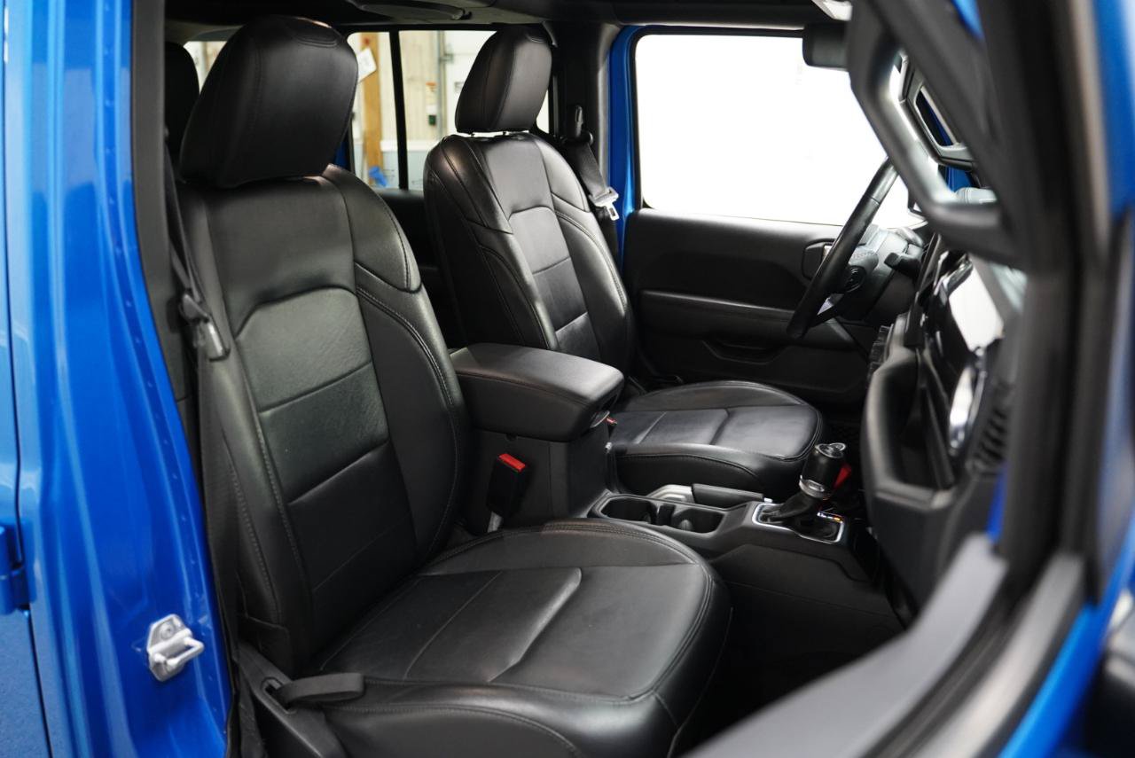 Used 2021 Jeep Wrangler Unlimited Sahara AWD/4WD image 29