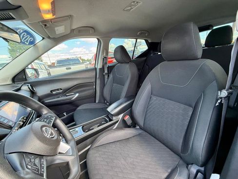Used 2023 Nissan Kicks SV FWD image 15