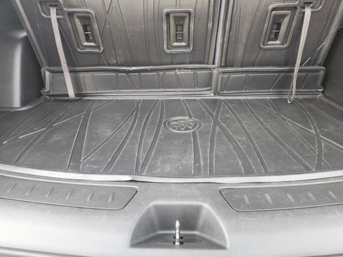 Used 2021 Buick Enclave Essence image 31