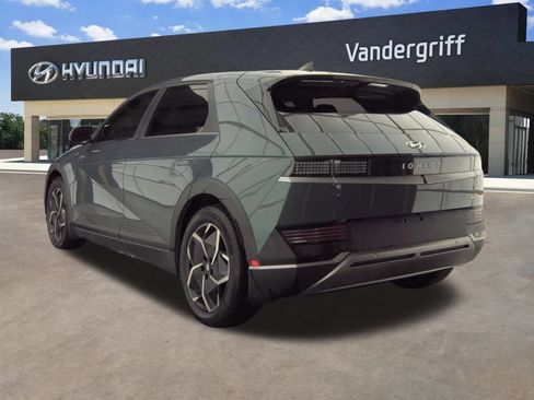 Used 2024 Hyundai Ioniq 5 SEL image 2