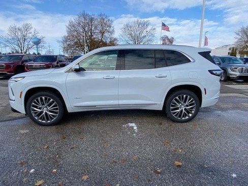 New 2026 Buick Enclave Avenir w/ Super Cruise Package image 2