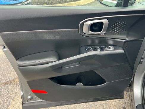 Certified 2022 Kia Sorento S image 20