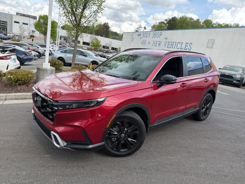 Used 2024 Honda CR-V Sport Touring image 4