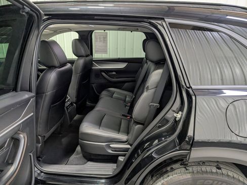 Used 2025 MAZDA CX-70 3.3 Turbo w/ Preferred Package image 10