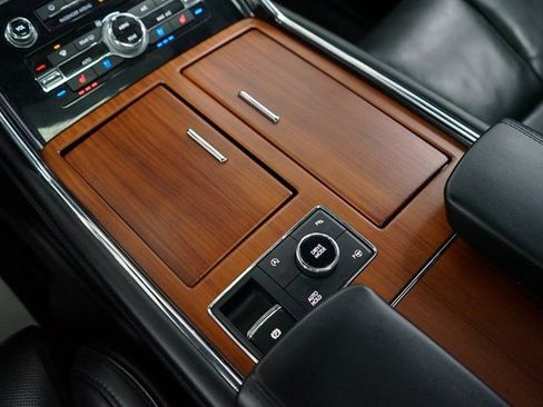 Used 2019 Lincoln Navigator Reserve image 47