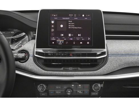 Used 2022 Jeep Compass Latitude w/ Sun and Sound Group image 7