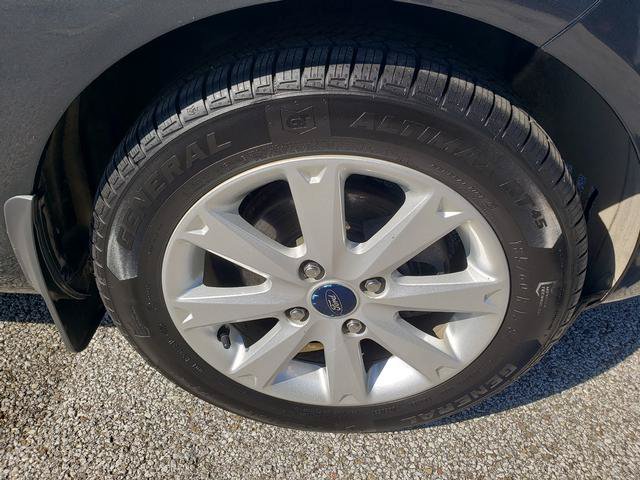 Used 2011 Ford Fiesta SE w/ 203A Rapid Spec Order Code FWD image 27